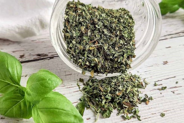 تصویر 4 از قیمت خرید سبزی ریحان خشک + فروش ویژه